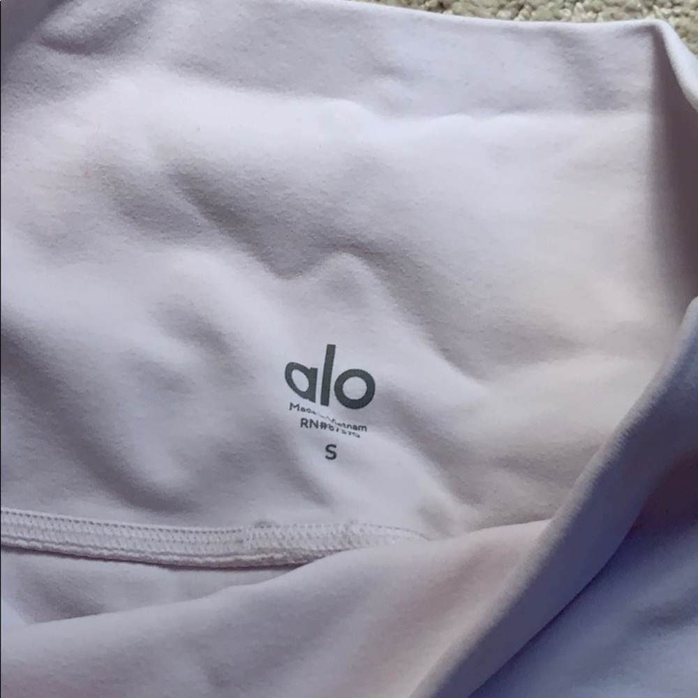 ALO YOGA White Cropped Leggings Size SMALL